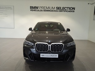 Fotos de BMW X4 xDrive20d color Gris. Año 2024. 140KW(190CV). Diésel. En concesionario ALBAMOCION CIUDAD REAL  de Ciudad Real