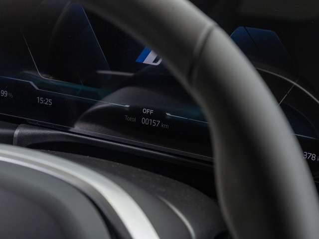 BMW i4 eDrive40 color Negro. Año 2025. 250KW(340CV). Eléctrico. En concesionario Oliva Motor Girona de Girona