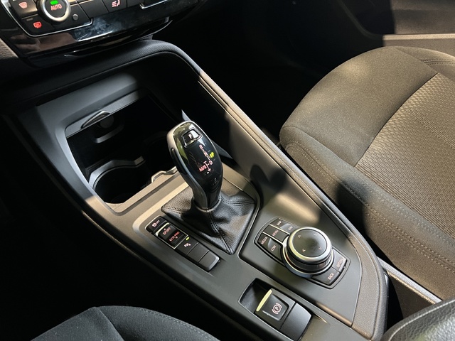 BMW X1 sDrive18d Business 110 kW (150 CV)