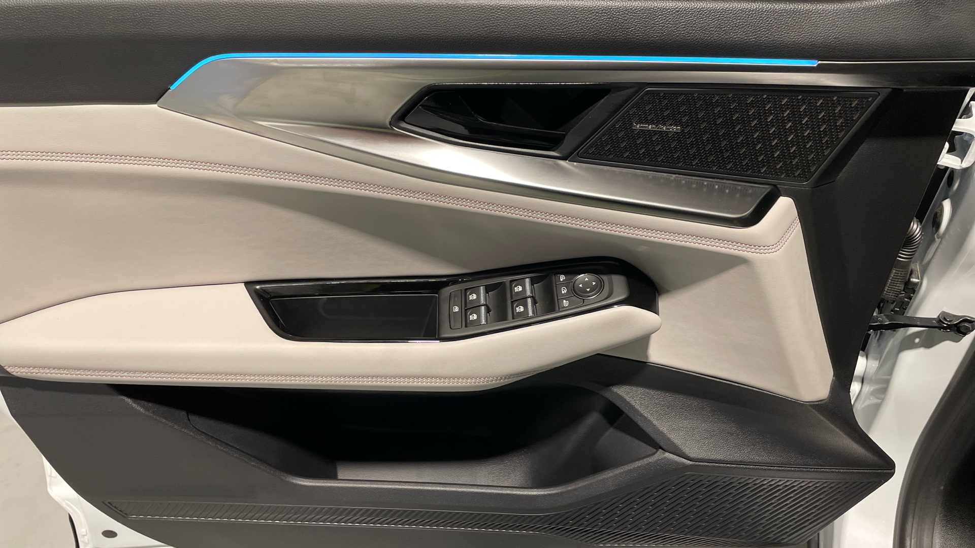 Renault Espace E-Tech 200 - 9