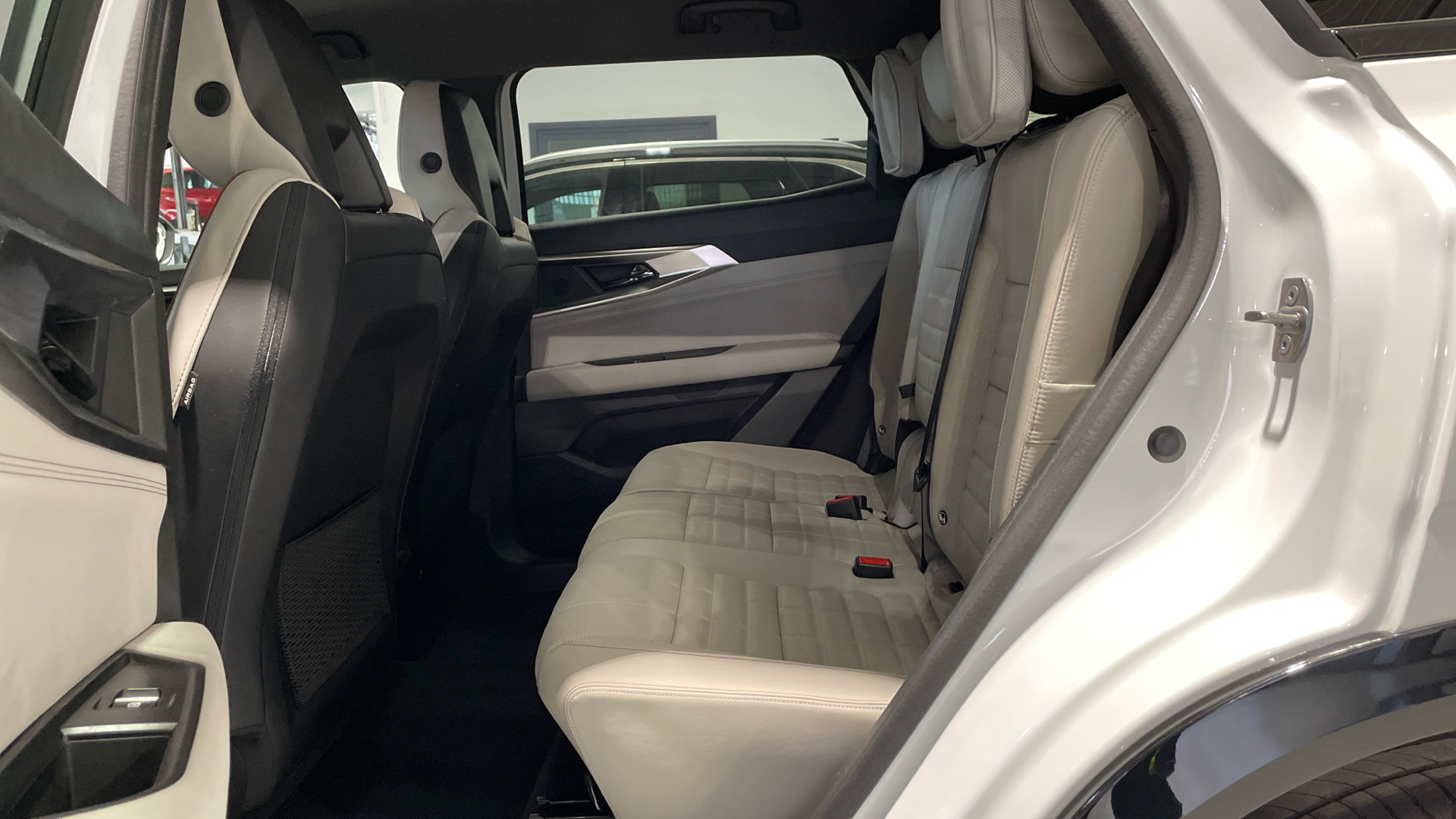 Renault Espace E-Tech 200 - 12