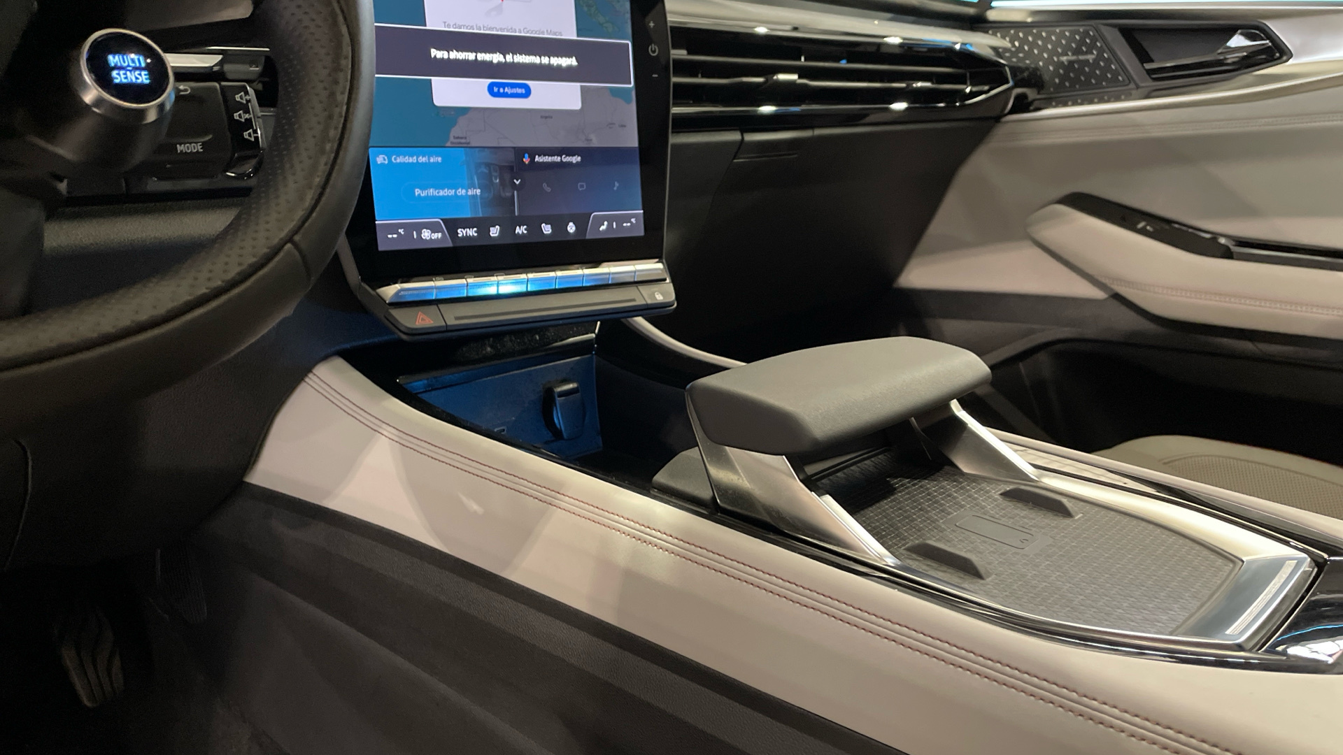 Renault Espace E-Tech 200 - 17
