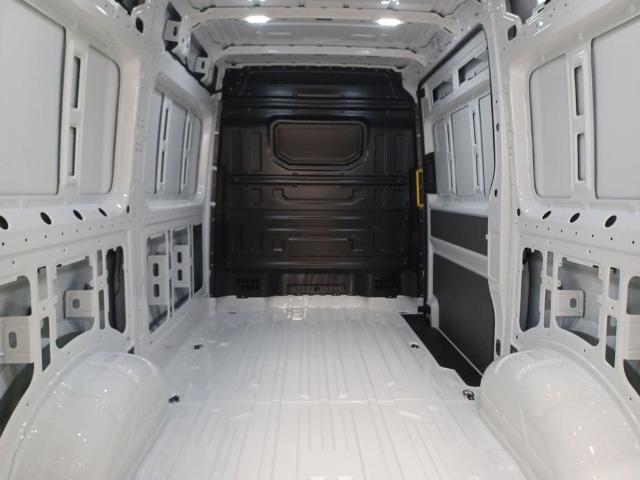 Volkswagen Crafter Furgon Batalla Media TN 2.0 TDI 103 kW (140 CV) 3.500