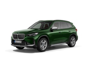 Fotos de BMW X1 xDrive20d color Verde. Año 2024. 120KW(163CV). Diésel. En concesionario Movilnorte El Plantio de Madrid