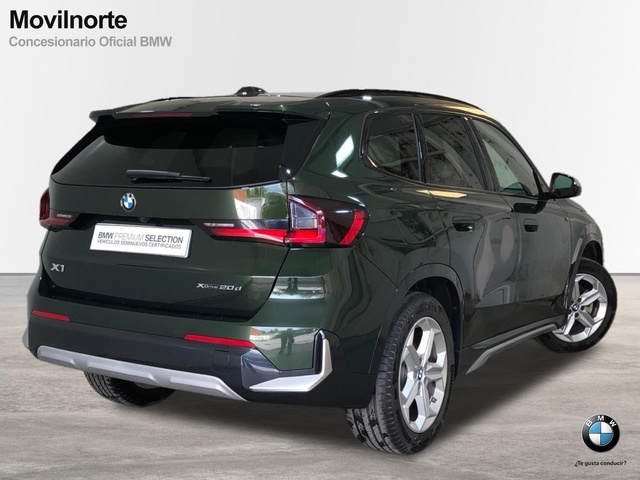 BMW X1 xDrive20d color Verde. Año 2024. 120KW(163CV). Diésel. En concesionario Movilnorte El Plantio de Madrid