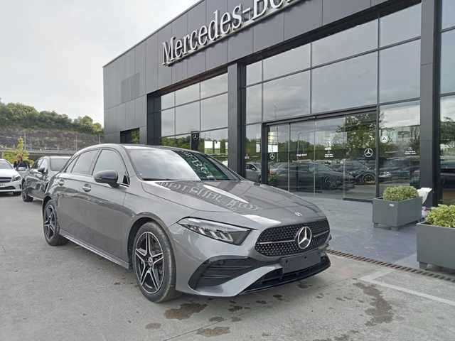 Mercedes-Benz Clase A 180 100 kW (136 CV)