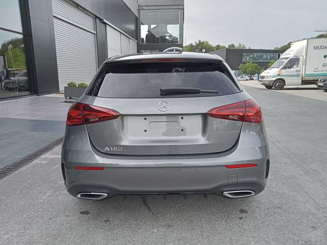 Mercedes-Benz Clase A 180 100 kW (136 CV)