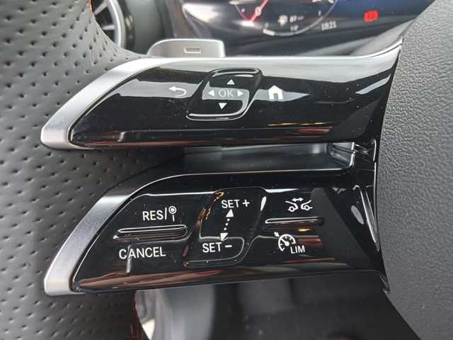 Mercedes-Benz Clase A 180 100 kW (136 CV)
