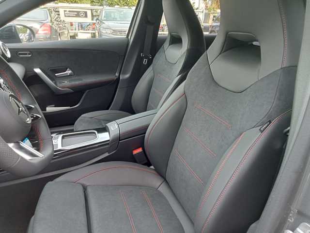 Mercedes-Benz Clase A 180 100 kW (136 CV)