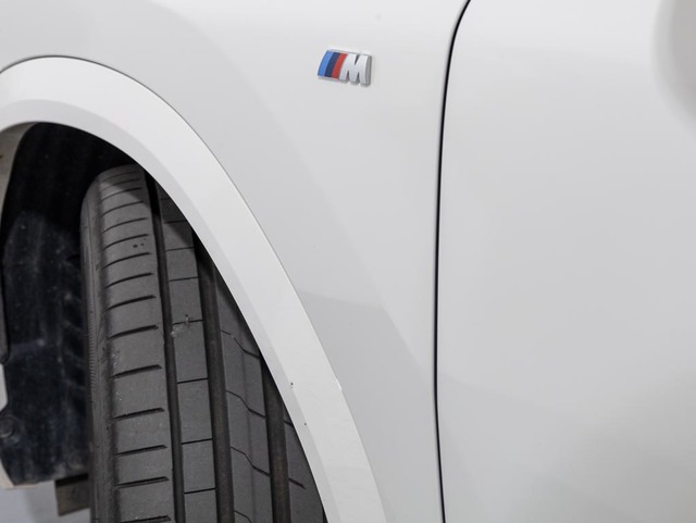 BMW X2 sDrive18d color Blanco. Año 2024. 110KW(150CV). Diésel. En concesionario Oliva Motor Girona de Girona