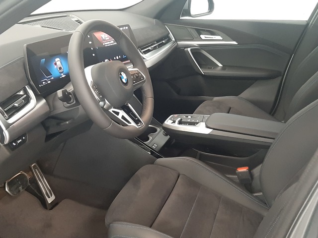 BMW X2 sDrive20d color Gris. Año 2025. 120KW(163CV). Diésel. En concesionario Automoviles Bertolin S.L. de Valencia