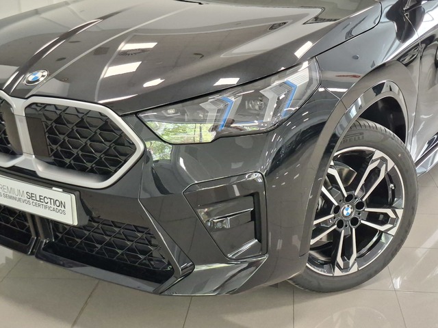 BMW X2 sDrive20d color Negro. Año 2025. 120KW(163CV). Diésel. En concesionario Automoviles Bertolin S.L. de Valencia