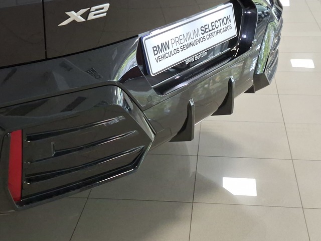BMW X2 sDrive20d color Negro. Año 2025. 120KW(163CV). Diésel. En concesionario Automoviles Bertolin S.L. de Valencia