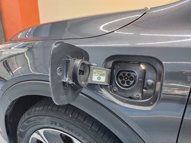 Foto 36 Kia XCeed 1.6 GDi PHEV eDrive 104 kW (141 CV)