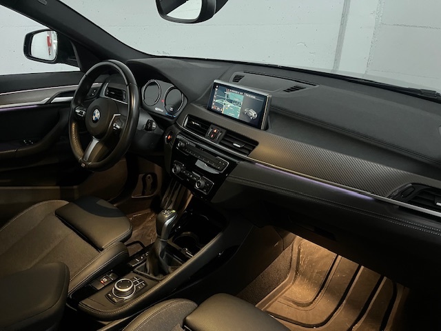 BMW X2 xDrive25e color Gris. Año 2021. 162KW(220CV). Eléctrico. En concesionario Amiocar S.A. de Coruña