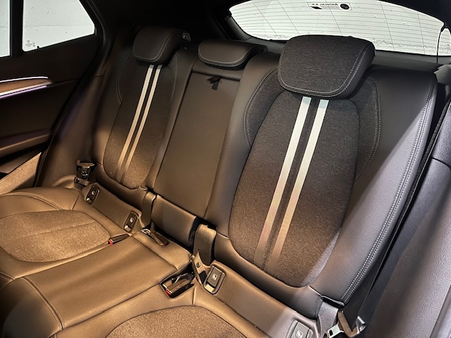 BMW X2 xDrive25e color Gris. Año 2021. 162KW(220CV). Eléctrico. En concesionario Amiocar S.A. de Coruña