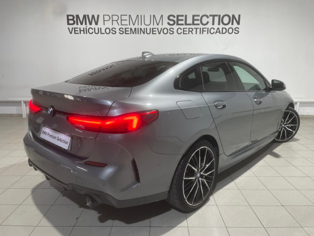 BMW Serie 2 220d Gran Coupe color Gris. Año 2022. 140KW(190CV). Diésel. En concesionario Hispamovil Elche de Alicante