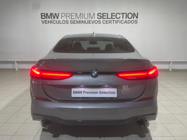 BMW Serie 2 220d Gran Coupe color Gris. Año 2022. 140KW(190CV). Diésel. En concesionario Hispamovil Elche de Alicante