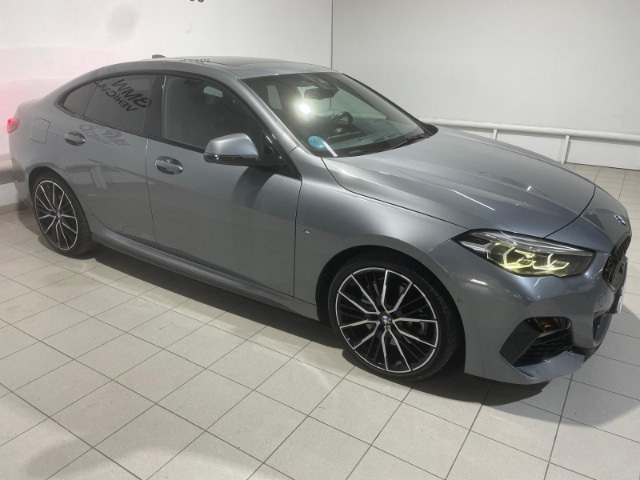 BMW Serie 2 220d Gran Coupe color Gris. Año 2022. 140KW(190CV). Diésel. En concesionario Hispamovil Elche de Alicante