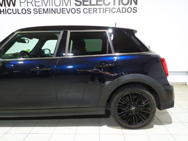 fotoG 13 del MINI MINI 5 Puertas Cooper 100 kW (136 CV) 136cv Gasolina del 2021 en Alicante