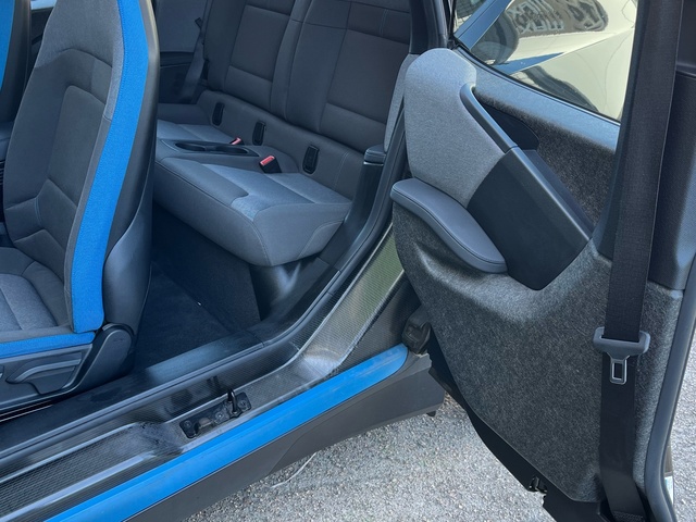BMW i3 120Ah color Negro. Año 2020. 125KW(170CV). Eléctrico. En concesionario Celtamotor Vigo de Pontevedra
