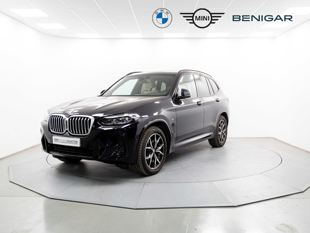 BMW X3 xDrive20d color Negro. Año 2022. 140KW(190CV). Diésel. En concesionario Móvil Begar Alicante de Alicante
