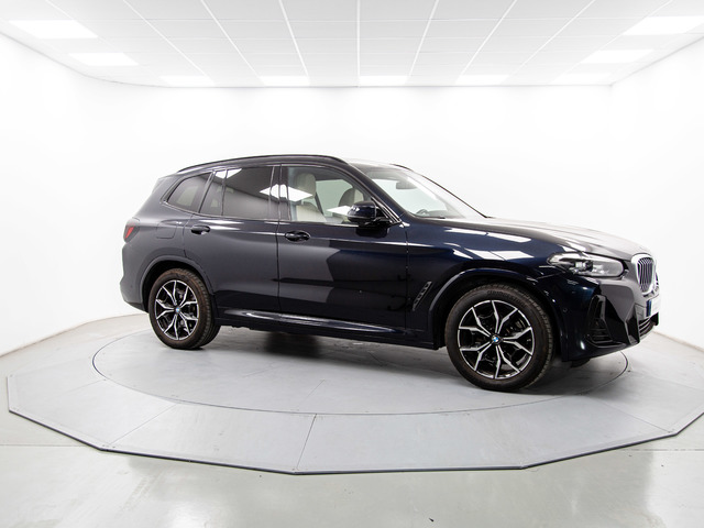 BMW X3 xDrive20d color Negro. Año 2022. 140KW(190CV). Diésel. En concesionario Móvil Begar Alicante de Alicante