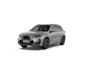 Fotos de BMW iX1 eDrive20 color Gris Plata. Año 2024. 150KW(204CV). Eléctrico. En concesionario Oliva Motor Tarragona de Tarragona