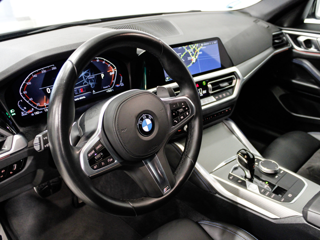 BMW Serie 4 420d Gran Coupe color Gris. Año 2022. 140KW(190CV). Diésel. En concesionario Barcelona Premium -- GRAN VIA de Barcelona