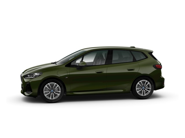 BMW Serie 2 225e Active Tourer color Verde. Año 2024. 180KW(245CV). Híbrido Electro/Gasolina. En concesionario Barcelona Premium -- GRAN VIA de Barcelona
