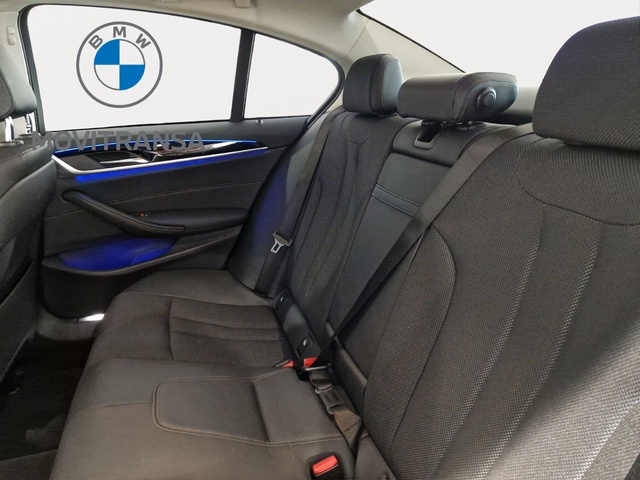 BMW Serie 5 520i color Blanco. Año 2020. 135KW(184CV). Gasolina. En concesionario Movitransa Cars Huelva de Huelva