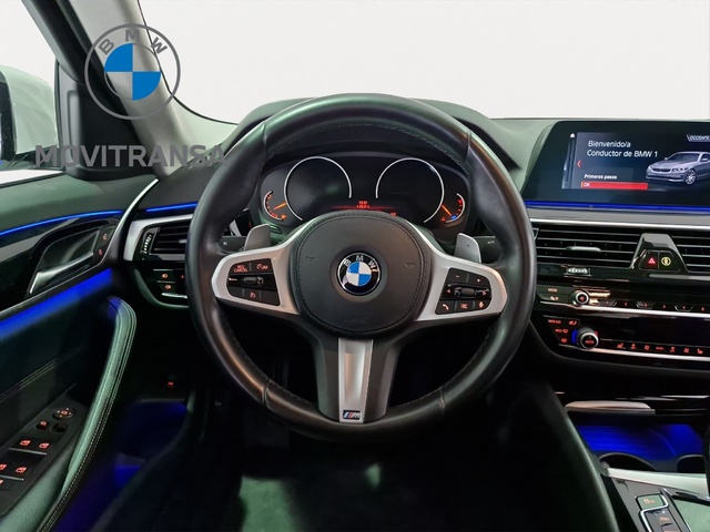 BMW Serie 5 520i color Blanco. Año 2020. 135KW(184CV). Gasolina. En concesionario Movitransa Cars Huelva de Huelva