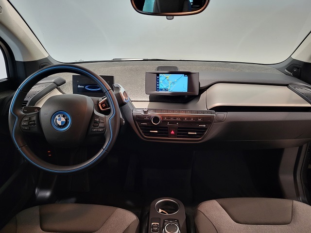 BMW i3 120Ah color Azul. Año 2022. 125KW(170CV). Eléctrico. En concesionario Movitransa Cars Huelva de Huelva