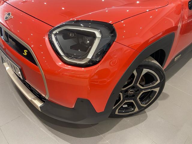 fotoG 5 del MINI MINI Aceman SE 160 kW (218 CV) 218cv Eléctrico del 2024 en Almería