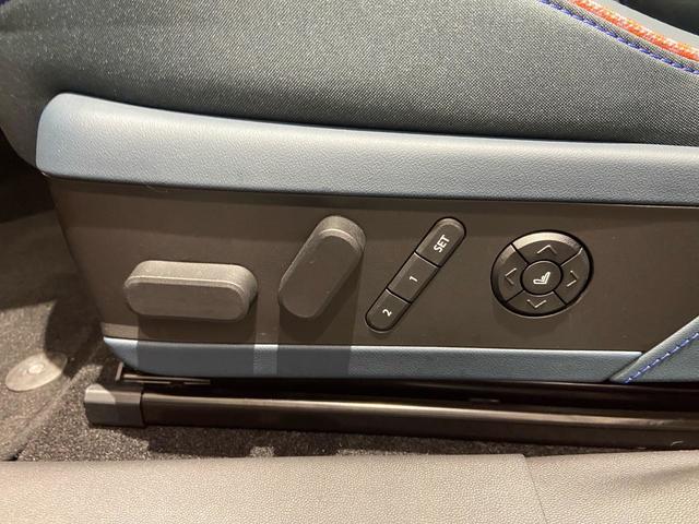 fotoG 30 del MINI MINI Aceman SE 160 kW (218 CV) 218cv Eléctrico del 2024 en Almería