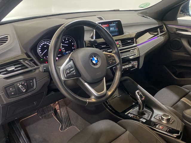 BMW X2 sDrive18d color Gris. Año 2018. 110KW(150CV). Diésel. En concesionario Burgocar (Bmw y Mini) de Burgos