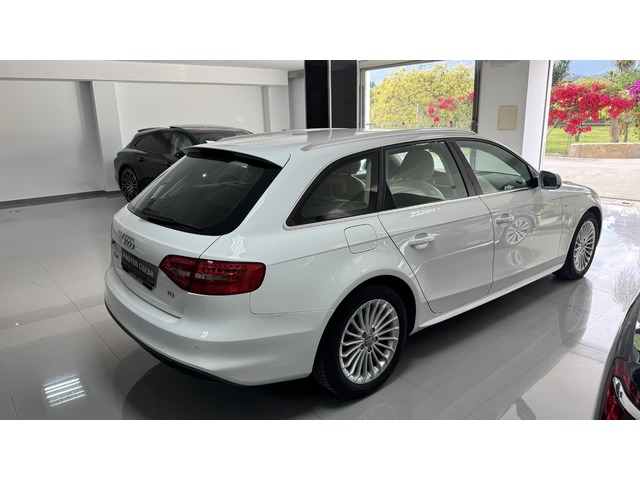 Audi A4 Avant S line edition 2.0 TDI 110 kW (150 CV) multitronic