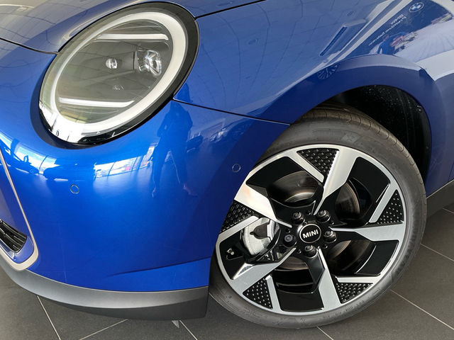 fotoG 5 del MINI MINI 3 Puertas Cooper SE 160 kW (218 CV) 218cv Eléctrico del 2025 en Murcia