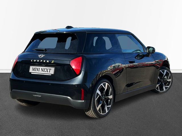 fotoG 3 del MINI MINI 3 Puertas Cooper SE 160 kW (218 CV) 218cv Eléctrico del 2025 en Murcia