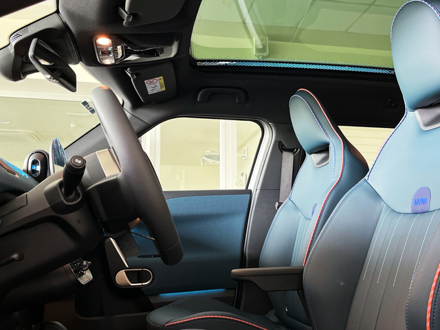 fotoG 10 del MINI MINI Aceman SE 160 kW (218 CV) 218cv Eléctrico del 2025 en Murcia
