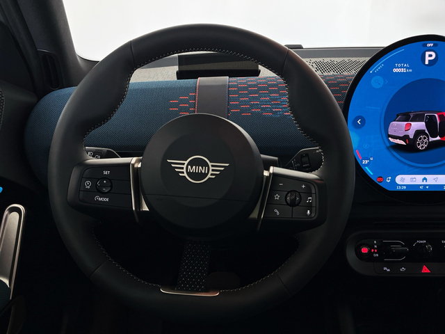 fotoG 12 del MINI MINI Aceman SE 160 kW (218 CV) 218cv Eléctrico del 2025 en Murcia