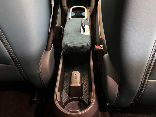 fotoG 18 del MINI MINI Aceman SE 160 kW (218 CV) 218cv Eléctrico del 2025 en Murcia