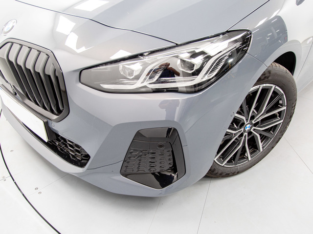 BMW Serie 2 218d Active Tourer color Gris. Año 2024. 110KW(150CV). Diésel. En concesionario Móvil Begar Alicante de Alicante