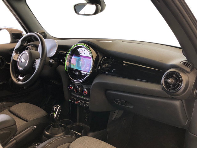 fotoG 7 del MINI MINI Cabrio Cooper 100 kW (136 CV) 136cv Gasolina del 2024 en Madrid