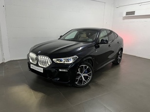 Fotos de BMW X6 xDrive30d color Negro. Año 2021. 210KW(286CV). Diésel. En concesionario Amiocar S.A. de Coruña