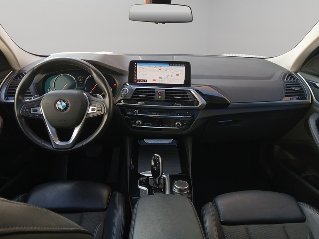 BMW X4 xDrive20d color Blanco. Año 2021. 140KW(190CV). Diésel. En concesionario GANDIA Automoviles Fersan, S.A. de Valencia
