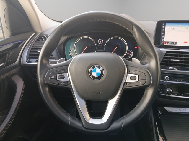 BMW X4 xDrive20d color Blanco. Año 2021. 140KW(190CV). Diésel. En concesionario GANDIA Automoviles Fersan, S.A. de Valencia