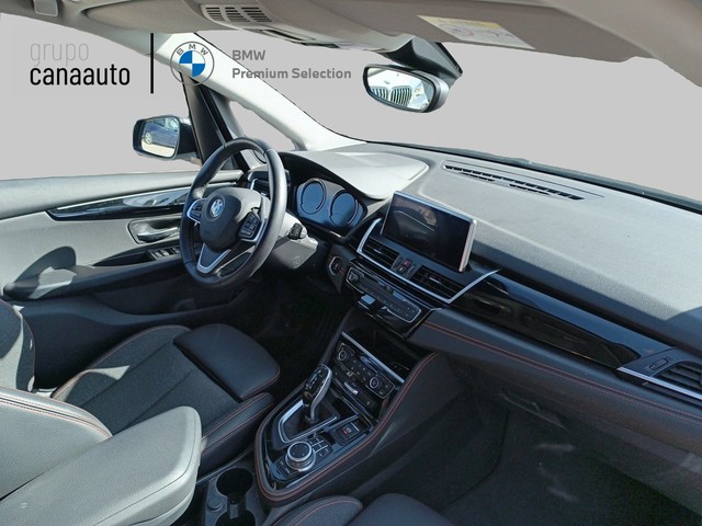 BMW Serie 2 218i Active Tourer color Gris. Año 2021. 103KW(140CV). Gasolina. En concesionario TACO de Sta. C. Tenerife