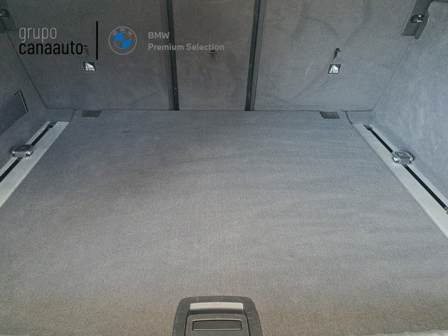 BMW X6 xDrive30d color Gris. Año 2019. 190KW(258CV). Diésel. En concesionario TACO de Sta. C. Tenerife