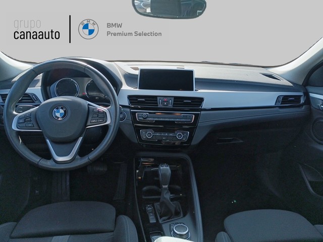 BMW X2 xDrive25e color Gris. Año 2021. 162KW(220CV). Híbrido Electro/Gasolina. En concesionario TACO de Sta. C. Tenerife